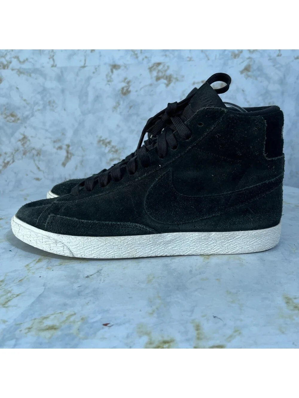 Nike Blazer Mid Premium Womens Size 8.5 Shoes Black White Suede Athletic Sneaker